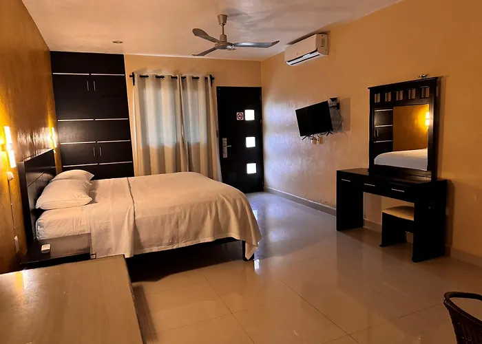 Hotel Avila